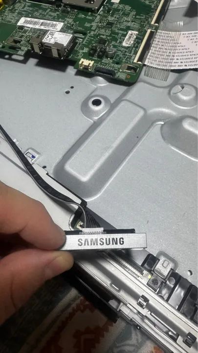 Botão PowerTV Samsung UN55RU7100 com cabo