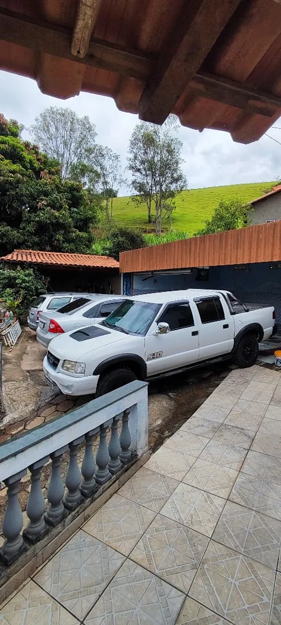 S10 2000