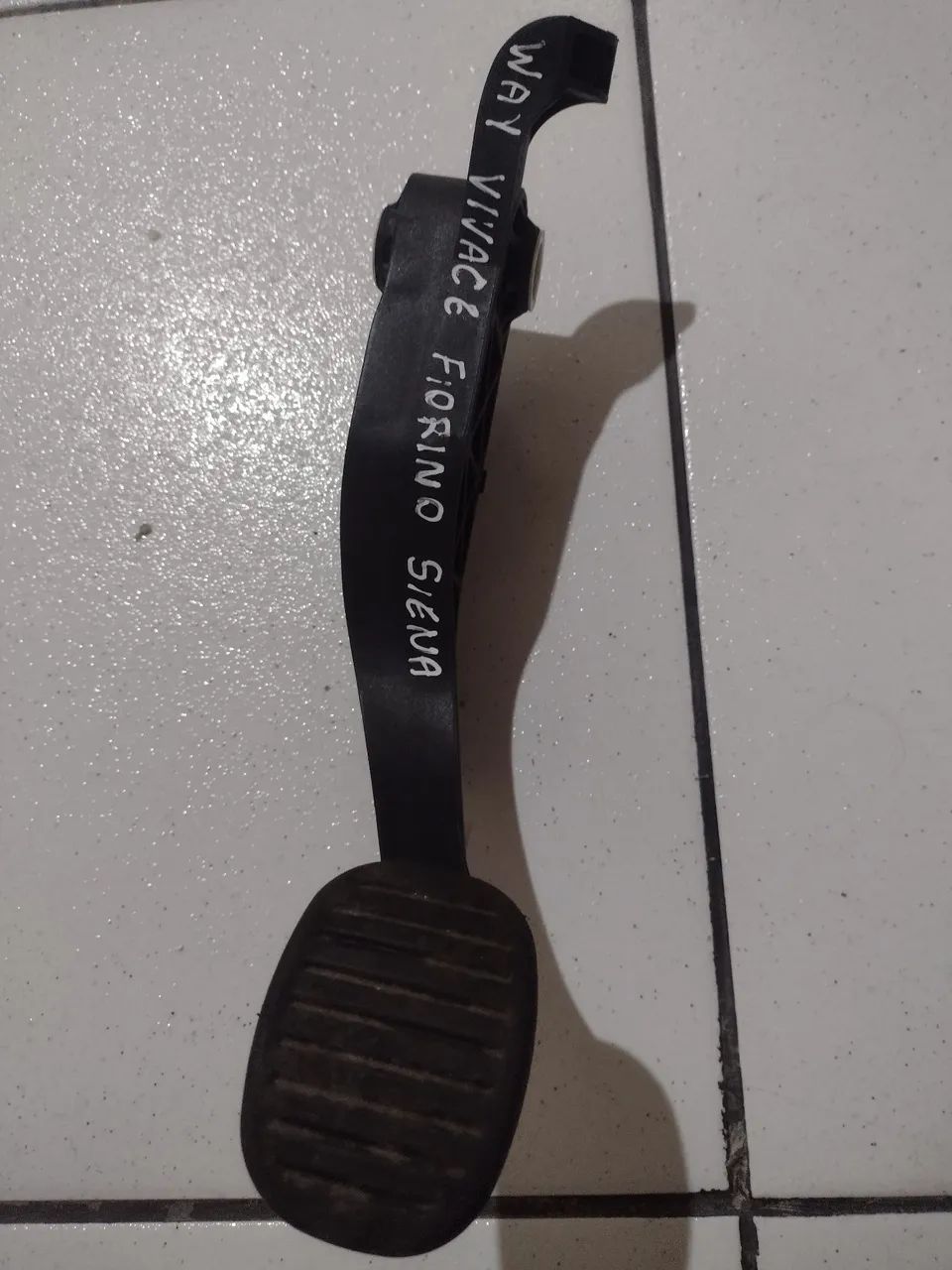 Pedal de freio Fiat uno Fiorino Siena