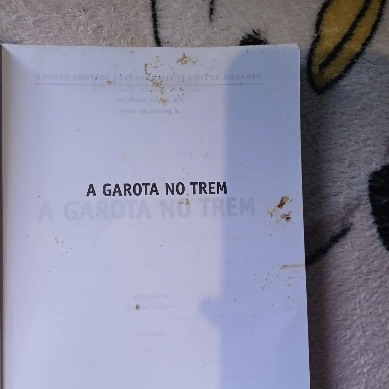 Livro A Garota no Trem - Paula Hawkins - Foto 3