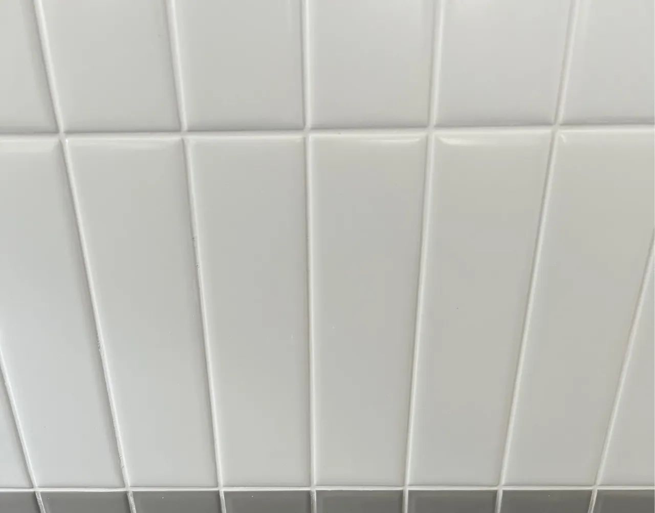 Revestimento Color Mind Light Branco Acetinado Linha Decortiles Cerâmica e Desing 7x25