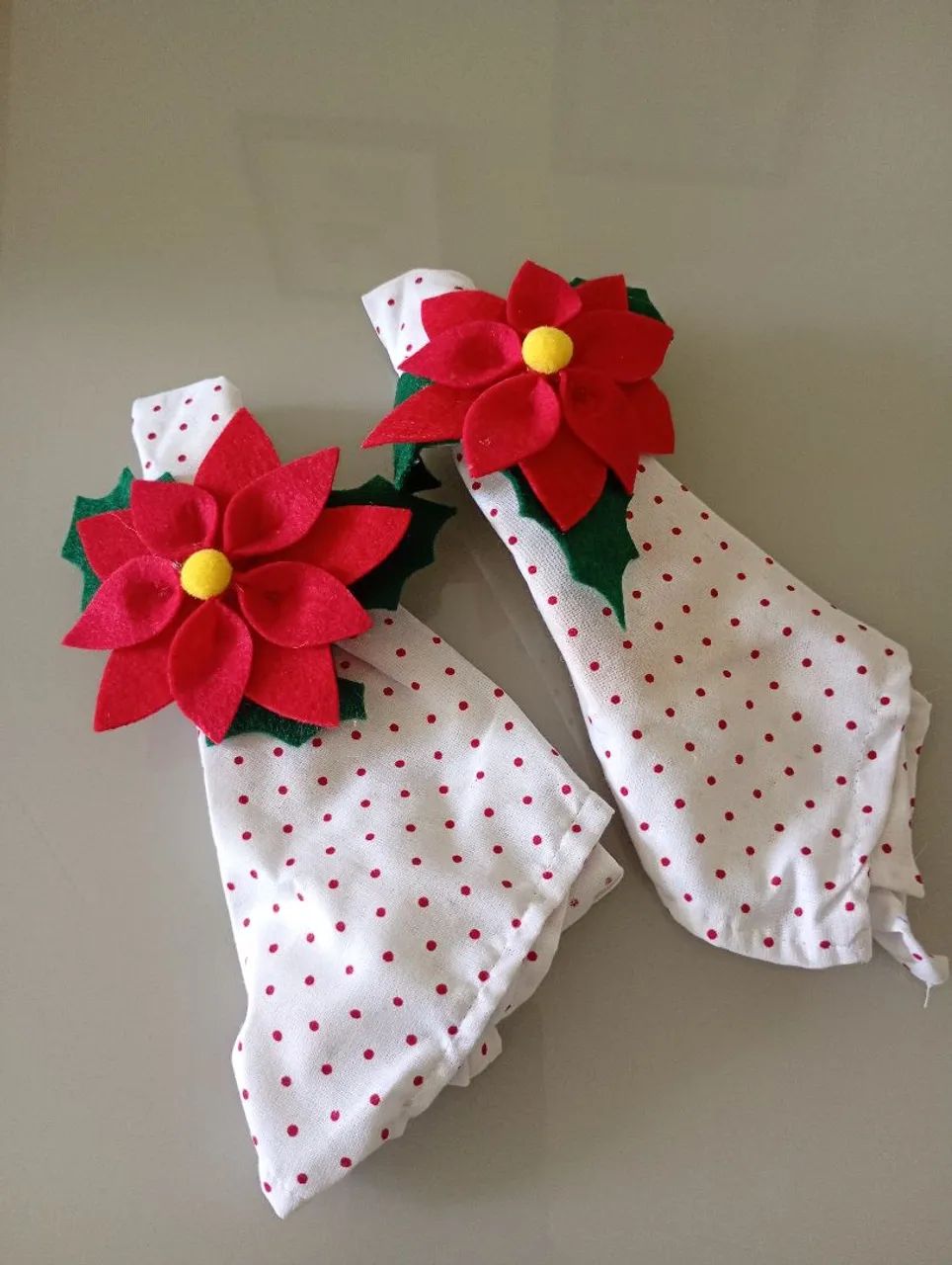 Lindos guardanapos natalinos com argolas - Foto 2