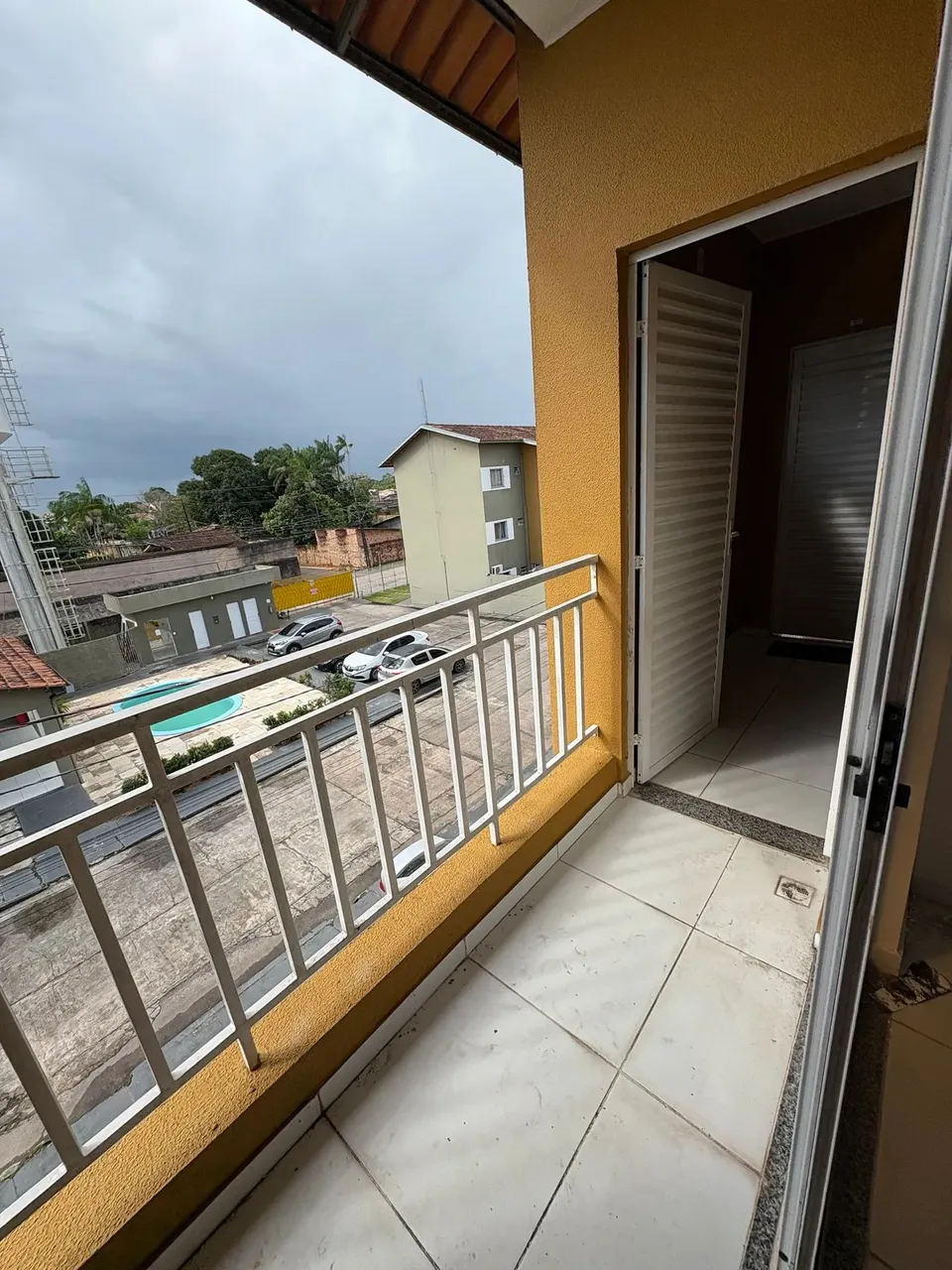 ALUGO apartamento no RESIDENCIAL de Janeiro no Tenone
