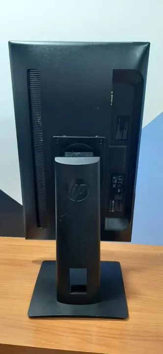 Monitor Luxo HP Led 22" Full Hd Regula Altura + Retrato/Paisagem + Hdmi /Display Port /Vga - Foto 4