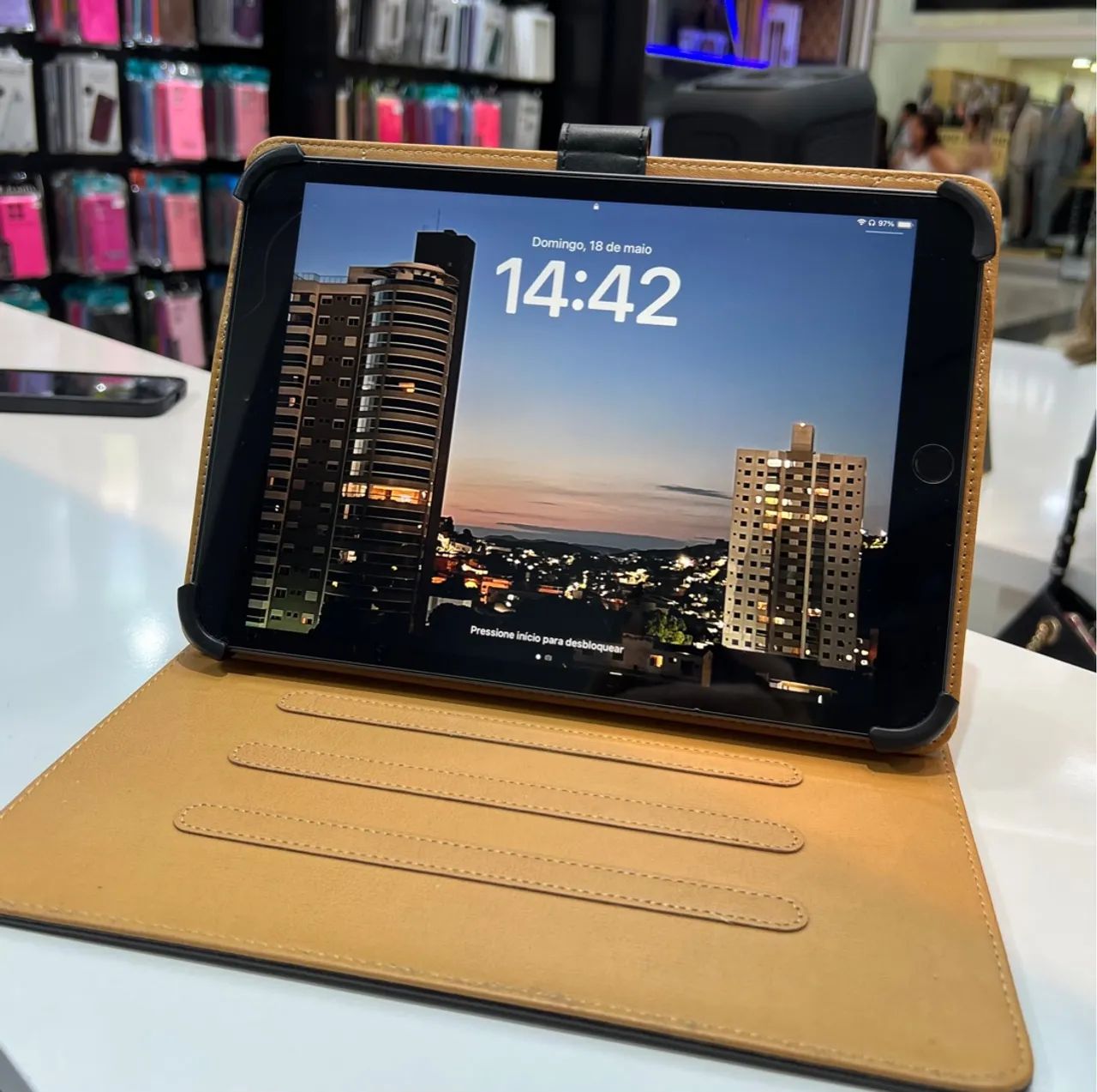 iPad com Capa e película  - Foto 4