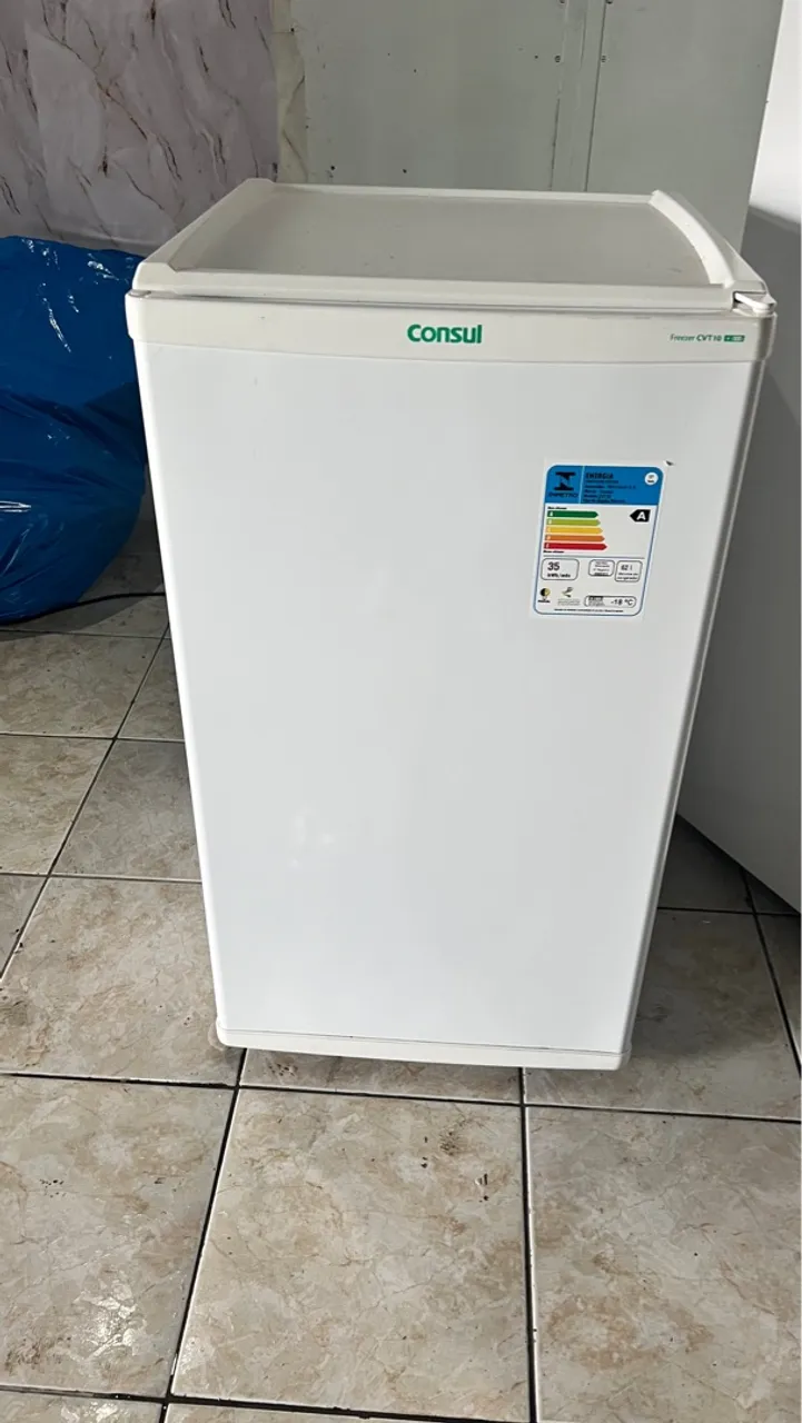 Frizer cônsul 62 litros semi novo 