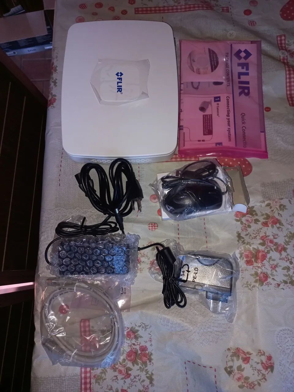 Kit de Segurança FLIR Full HD PoE IP 4 Câmeras 2TB - Foto 4