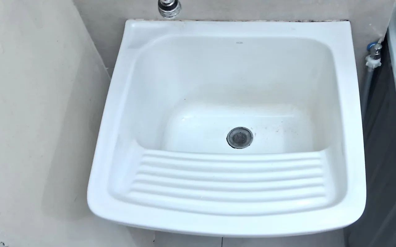 Tanque para por em lavanderia marca  Fiori  - Foto 2