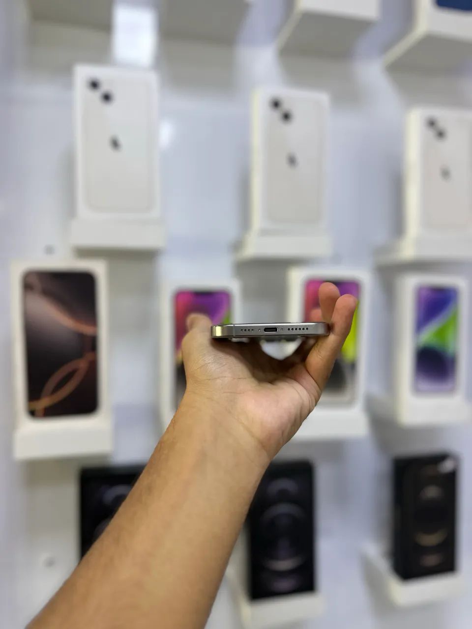 IPHONE 15 PRO MAX 256 GB NATURAL TITANIUM  - Foto 5
