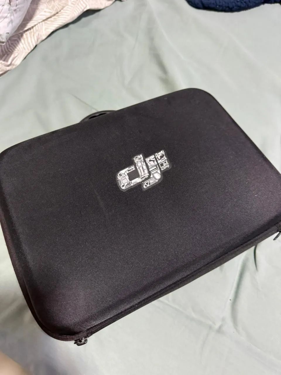 Drone DJI Mini 3 controle RC + acessórios - Foto 2