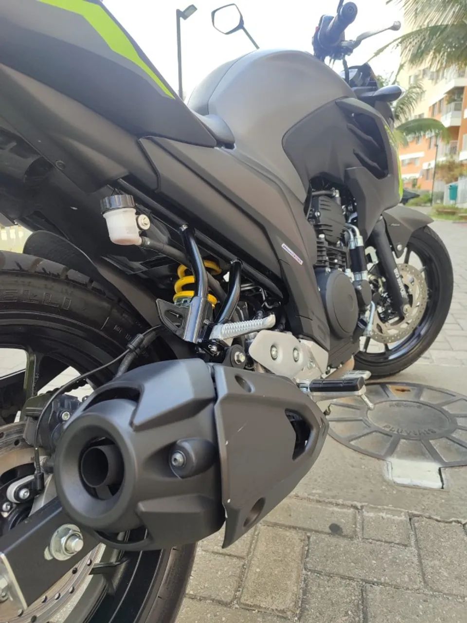 Yamaha FZ25 FAZER 2024 - Impécável - com 4.900km - Foto 5