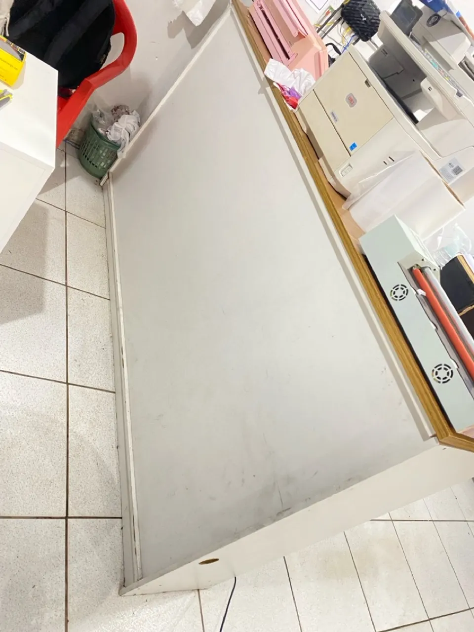 Balcão Branco para Organização