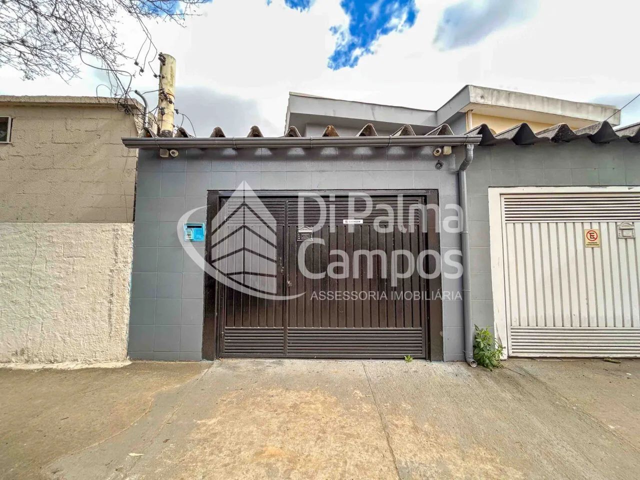 Casa comercial de 109m² com 5 salas e 1 vaga para alugar no bairro do Ipiranga