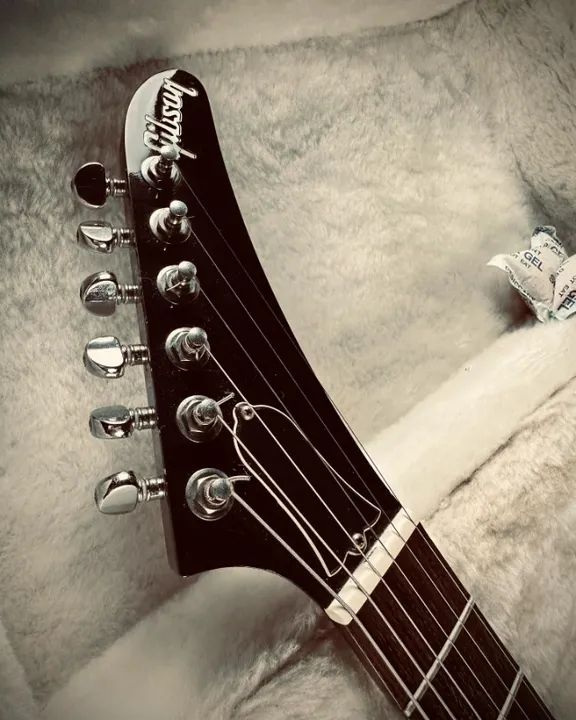 GIBSON EXPLORER EBONY 2008 COM CASE - Foto 2