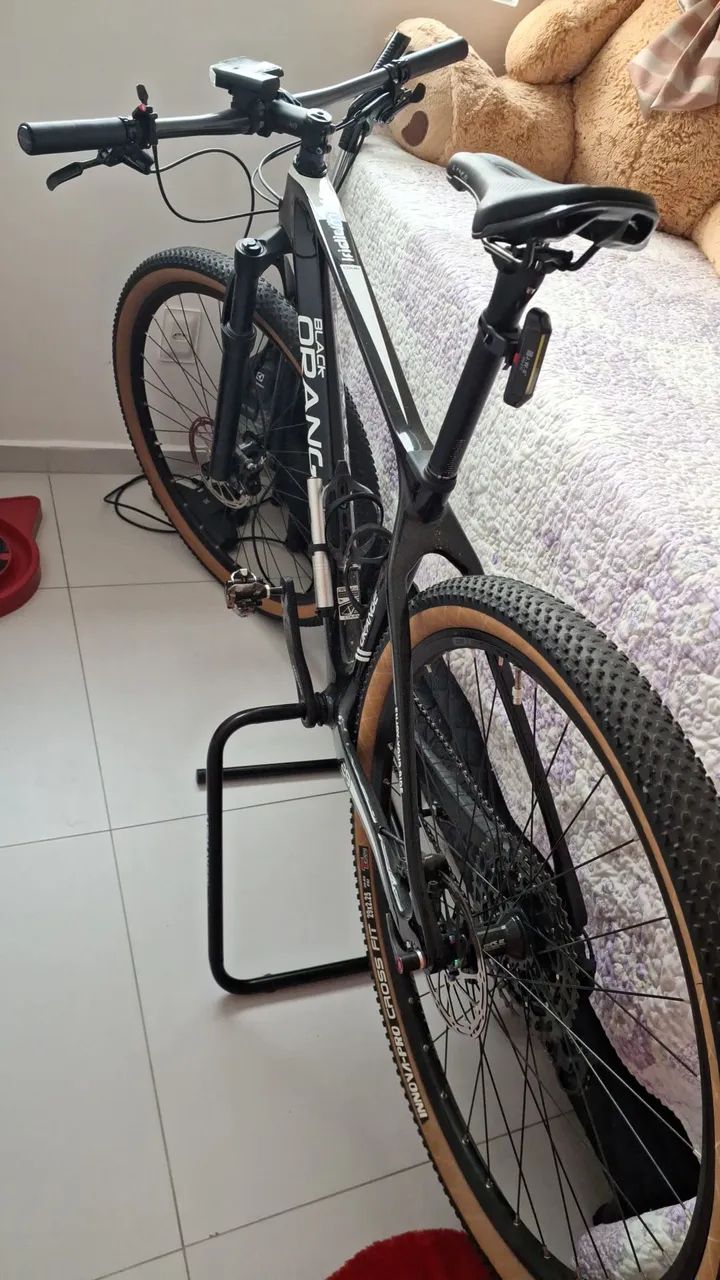 Mtb Black Orange carbon fiber tamanho 17  - Foto 2