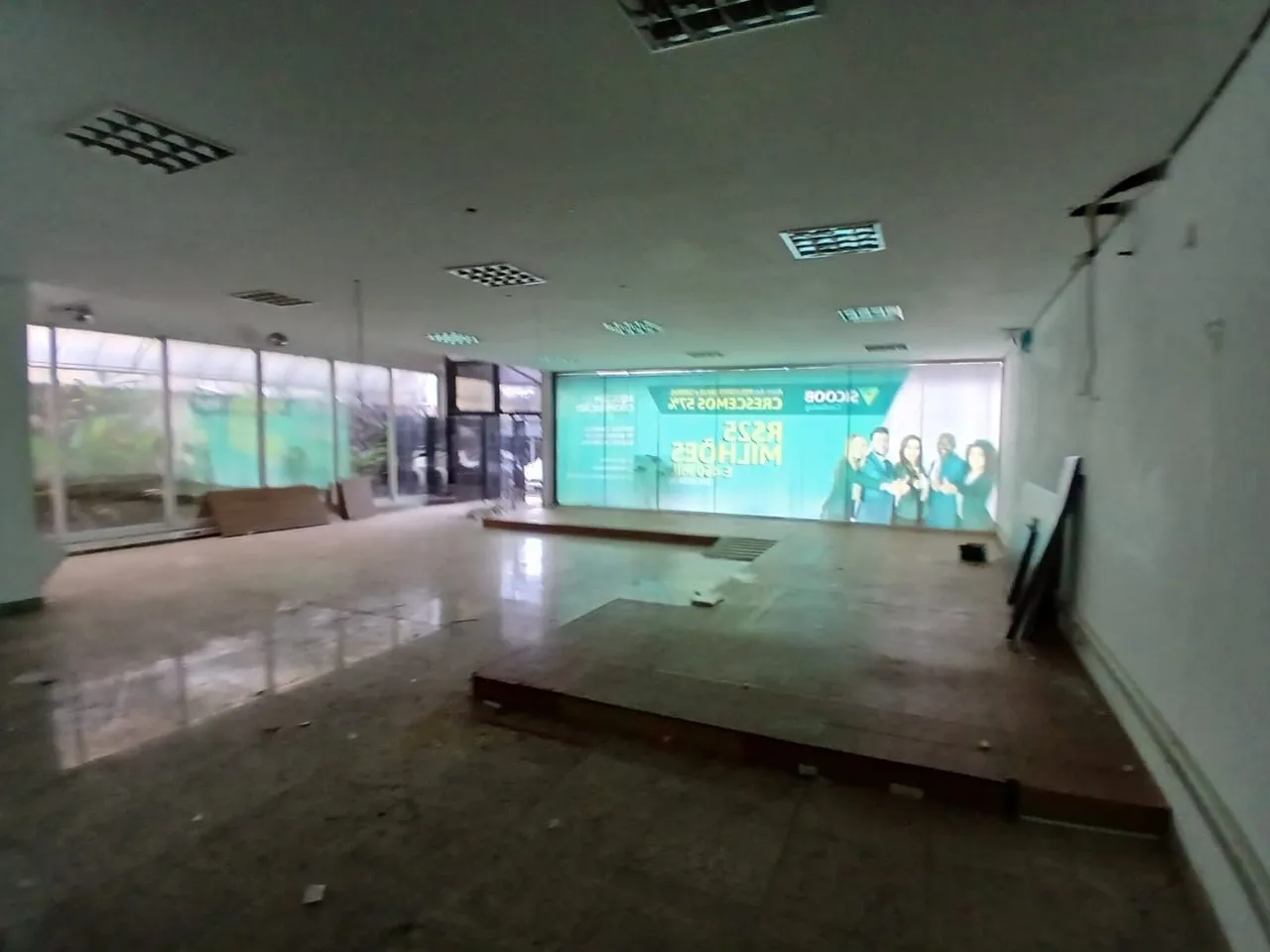 Prédio comercial (Aluguel)