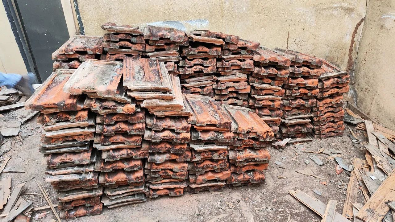 DOAÇÃO - Telhas francesas - Foto 3