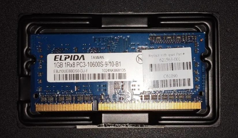 Memoria 1GB DDR3 Smart PC3-10600s Notebook (usado)