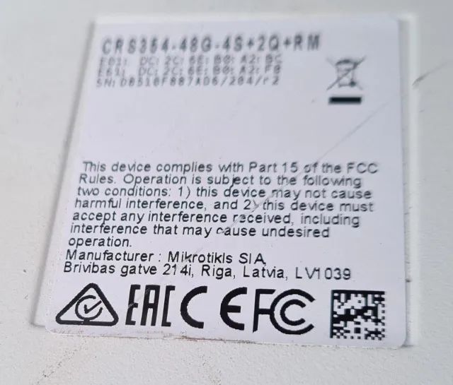 Roteador Switch MikroTik Cloud 354-48G-4S+2Q - Foto 3