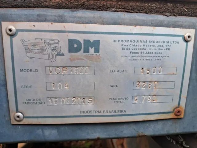Vassoura mecânica DM modelo VCR 1600 - Foto 2