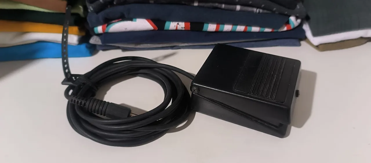 Pedal Sustain para Teclado/Piano - Novo