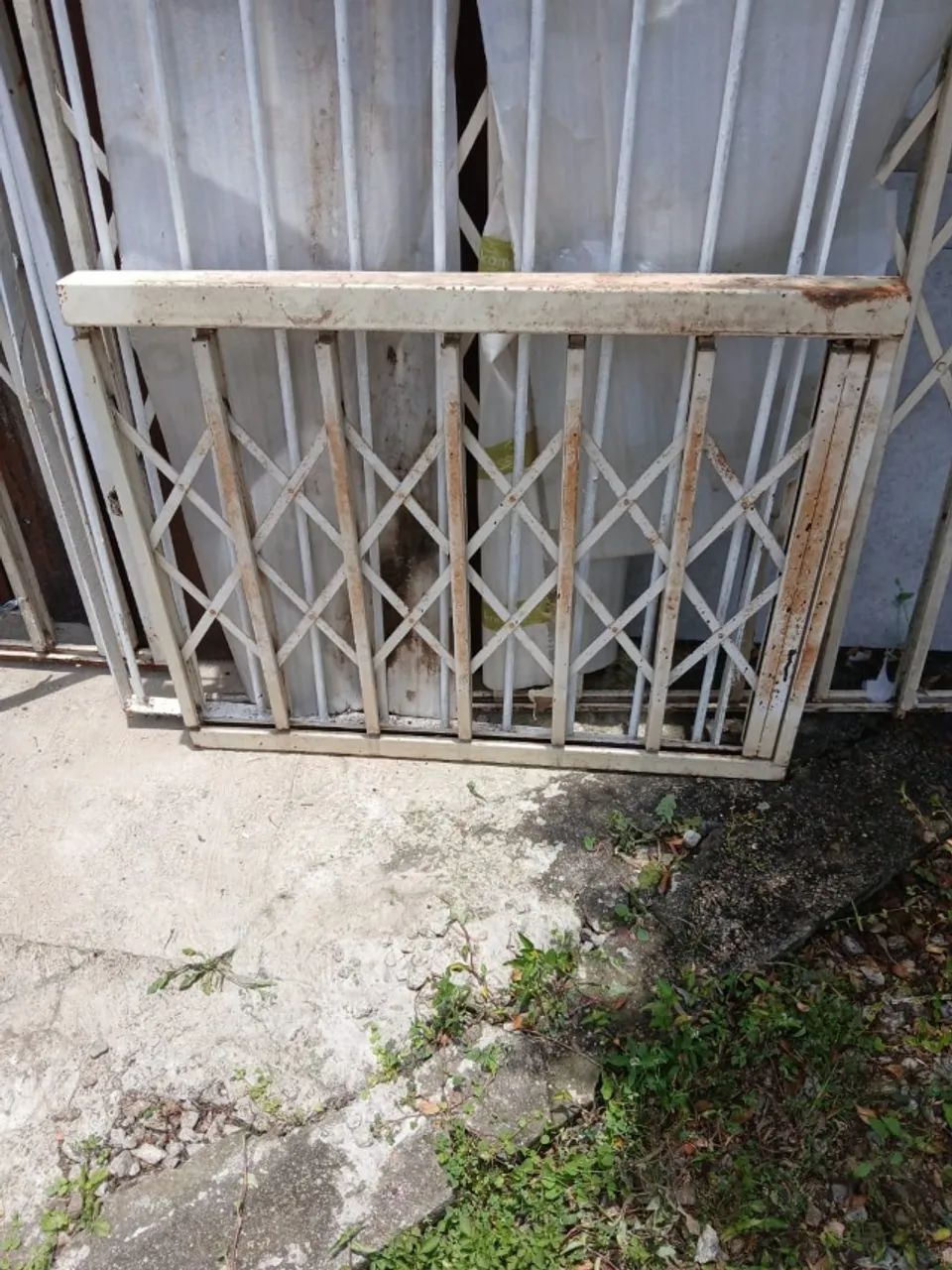 Portas e janela pantográfica - Foto 4