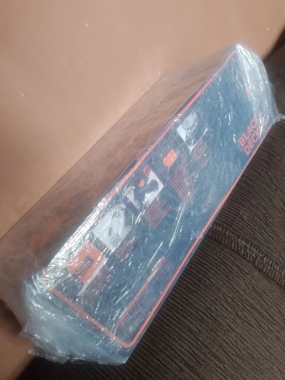 Esmerilhadeira Angular Black+Decker 820W - Foto 2