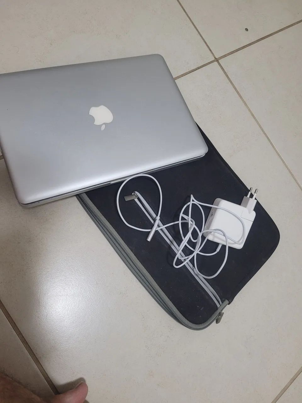 MacBook Pro 2009 (Tela queimada)
