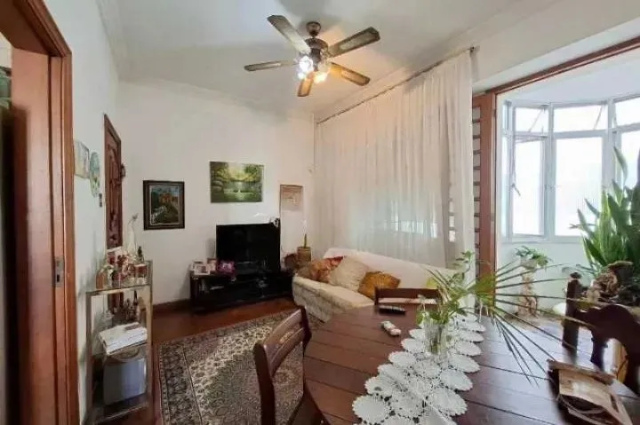 Apartamento com varanda, 1 qto, 56m2, silencioso no coração do Flamengo