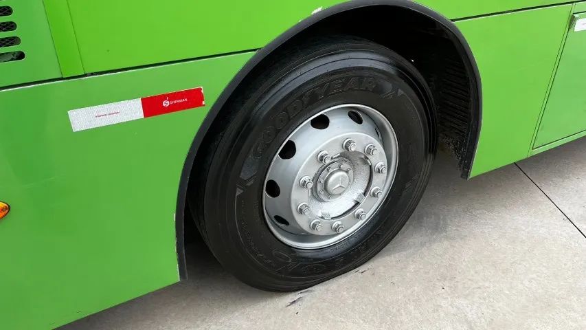 Onibus Urbano Caio Apache Vip Mb 1721 Ano 2012 36 Lugares - Foto 9