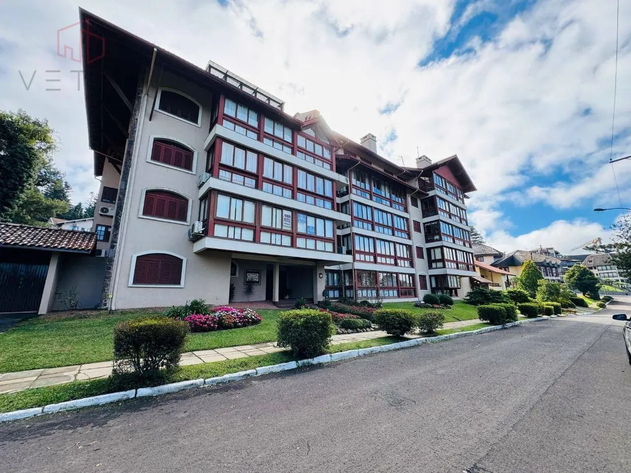 Apartamento à Venda em Gramado, Duplex Mobiliado!