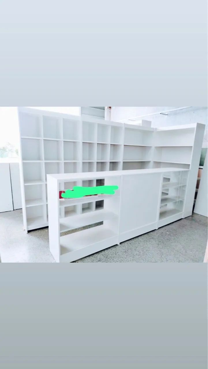 Conjunto de prateleiras para loja + Balcão expositor MDF