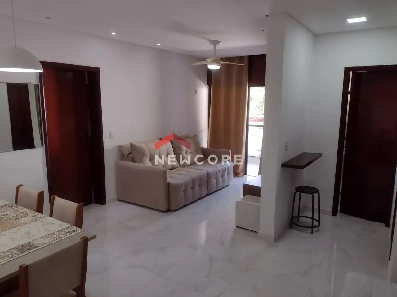 Apartamento em Rua Caetano Aurélio Pergner - Enseada - Guarujá/SP