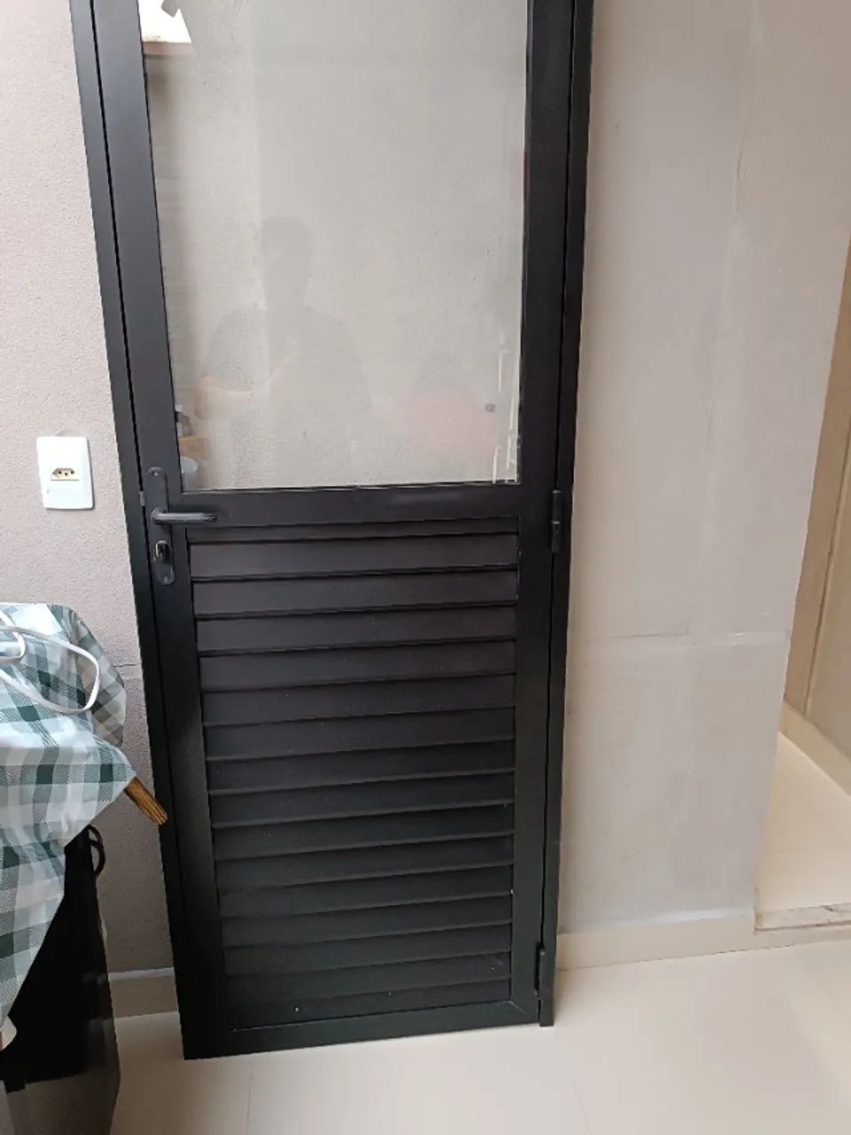 Porta de alumínio - Preta - Foto 3