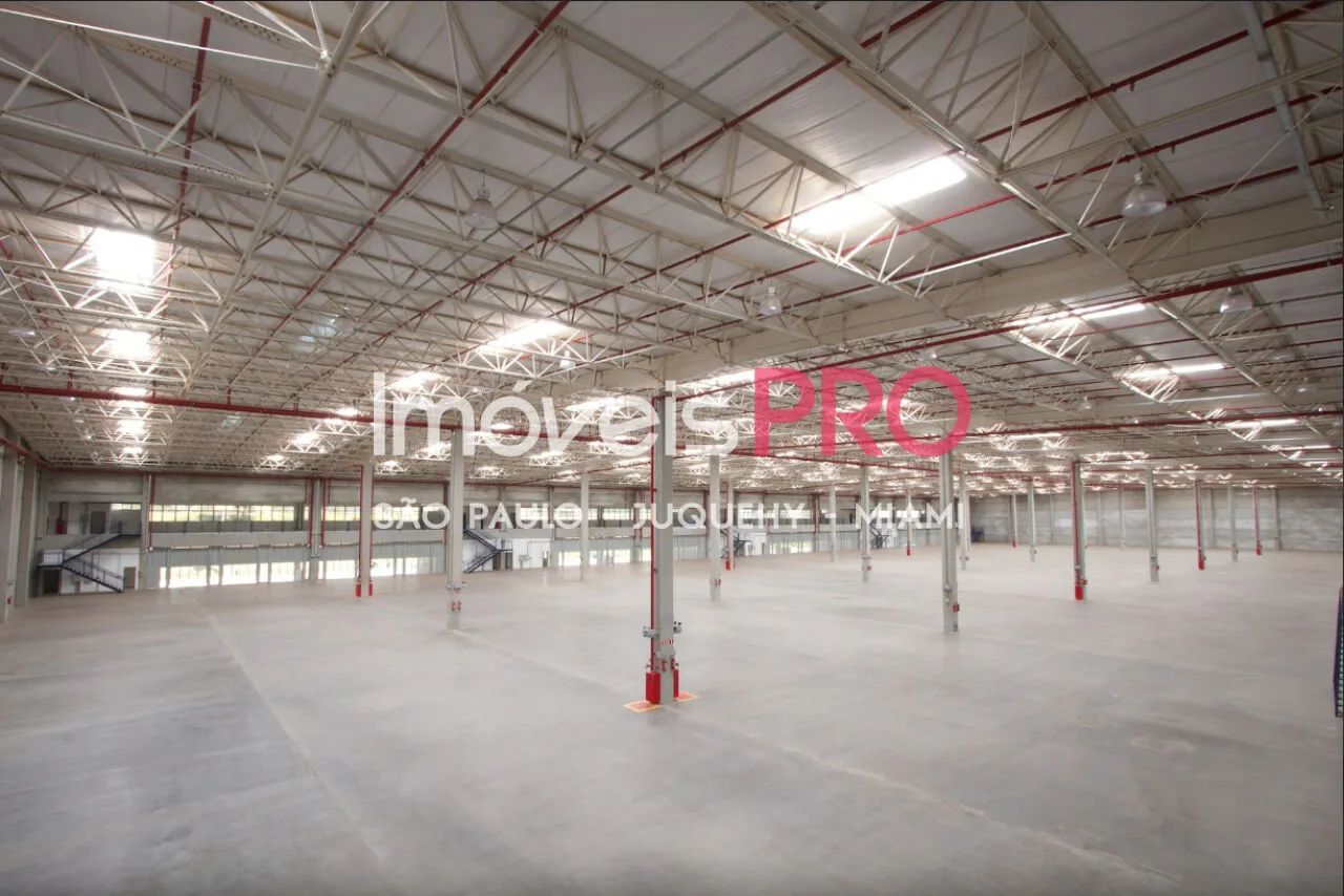 Galpão logístico de 10.388 m², com pé direito de 12,4 metros e extremamente bem localizado - Foto 4