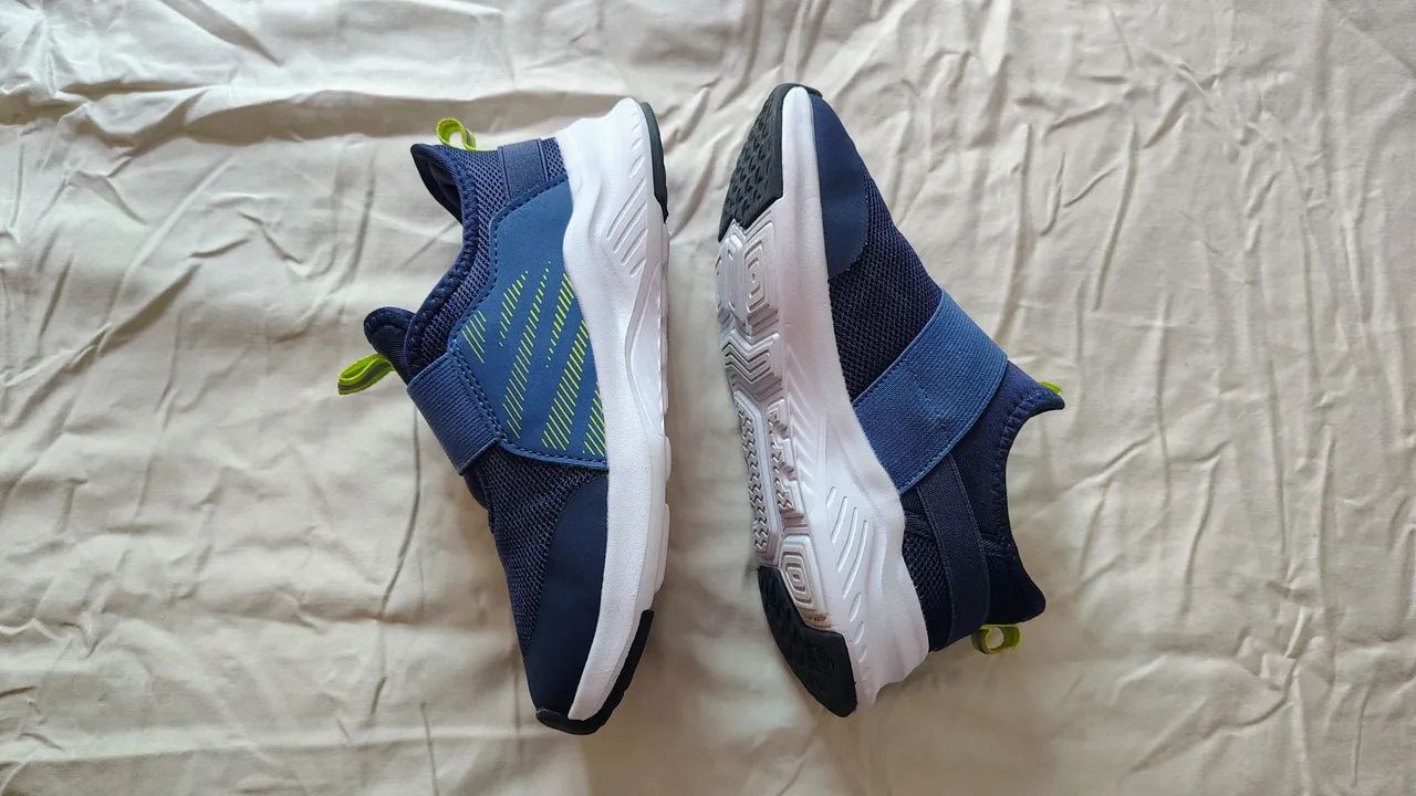 Tênis Infantil Azul - Tamanho 28 - com memorizador de pé  - Foto 3