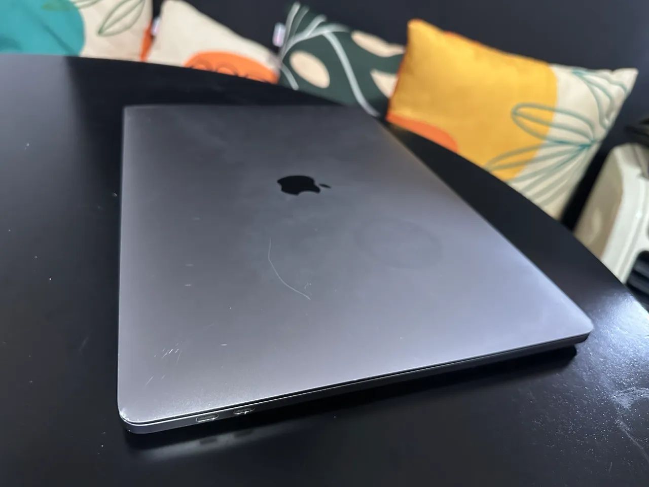 MacBook Pro I7 2017 Tela 15 com Touch Bar - Notebooks - São