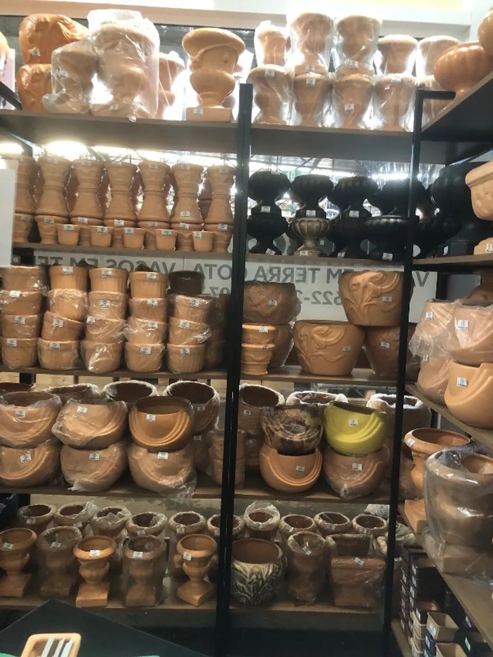 ponto de vendas no Ceasa Campinas com pecas e prateleiras - Foto 4
