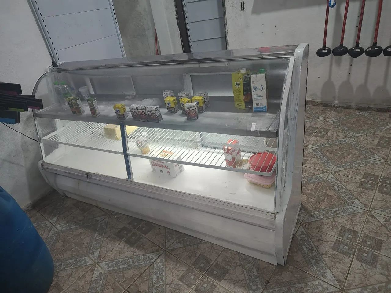 Conj. Geladeiras, Expositora Comercial. Balcão. Caixa completo computador é impressora. - Foto 2