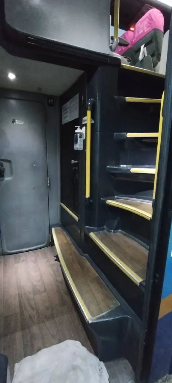 ÔNIBUS RODOVIÁRIO DE TURISMO COMIL CAMPIONE DD VOLVO B 450R 8×2 - ANO/MODELO: 2014/2014 - Foto 6