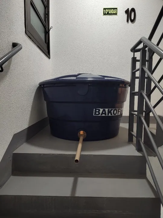 Vendo Caixa d'água com 500 litros