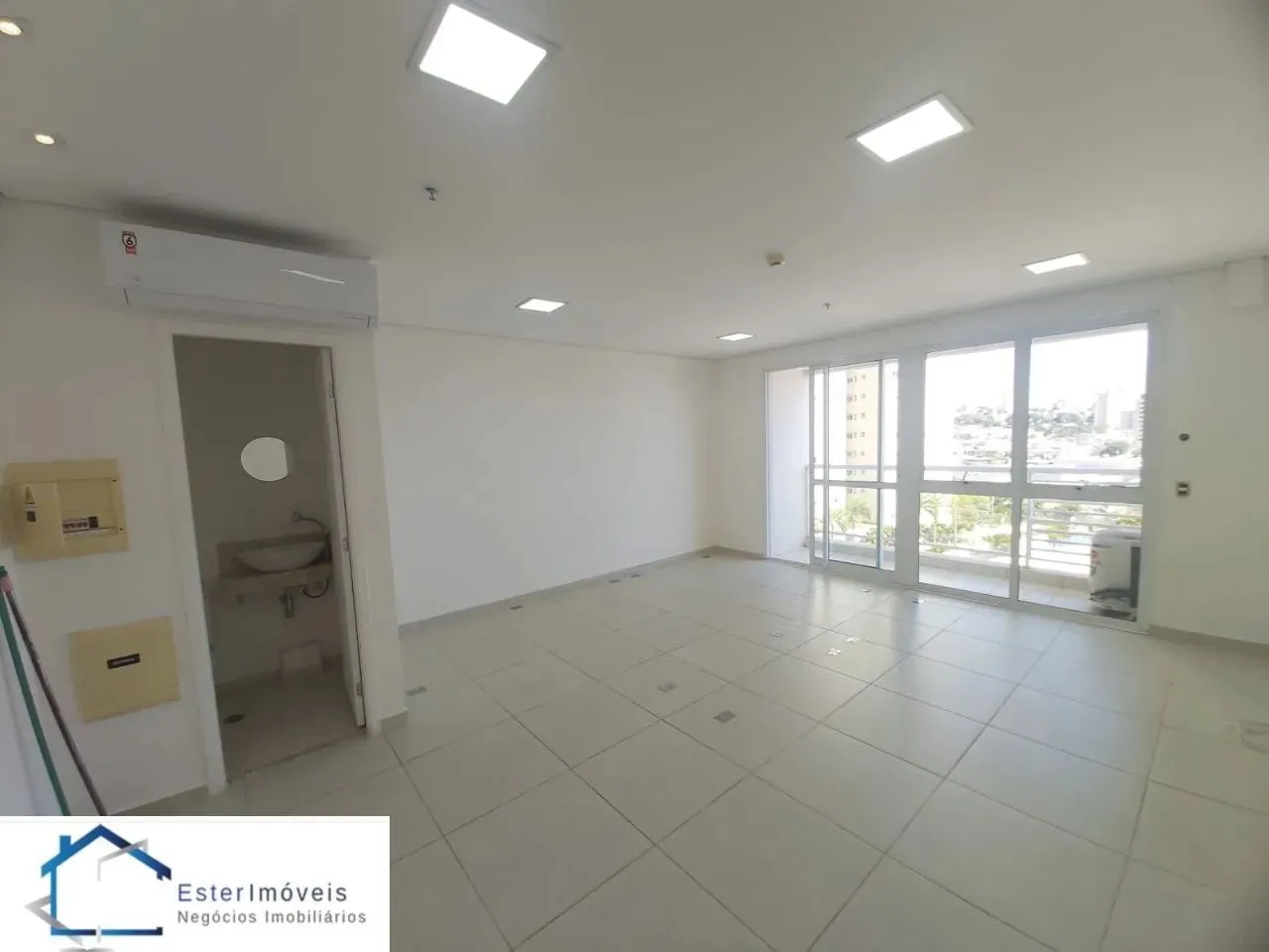 SALA PARA LOCAÇÃO NO IN DESIGN VILA ARENS COM AR VALOR R$2.600 pacote