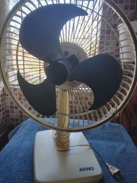 Ventilador Arno antigo.SEM FUNCIONAR  - Foto 2