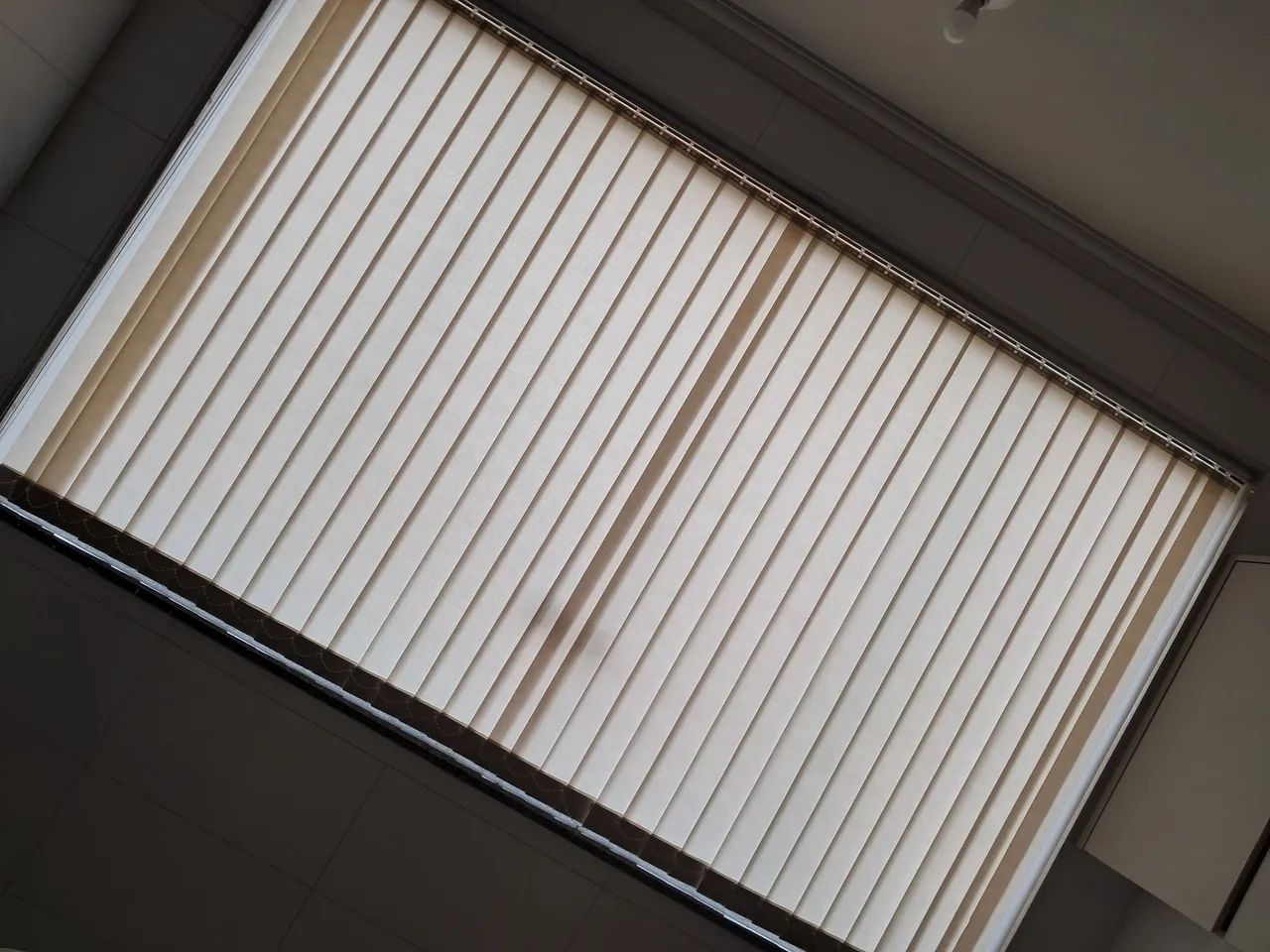 Persiana 1x50 altura 2,57 largura 