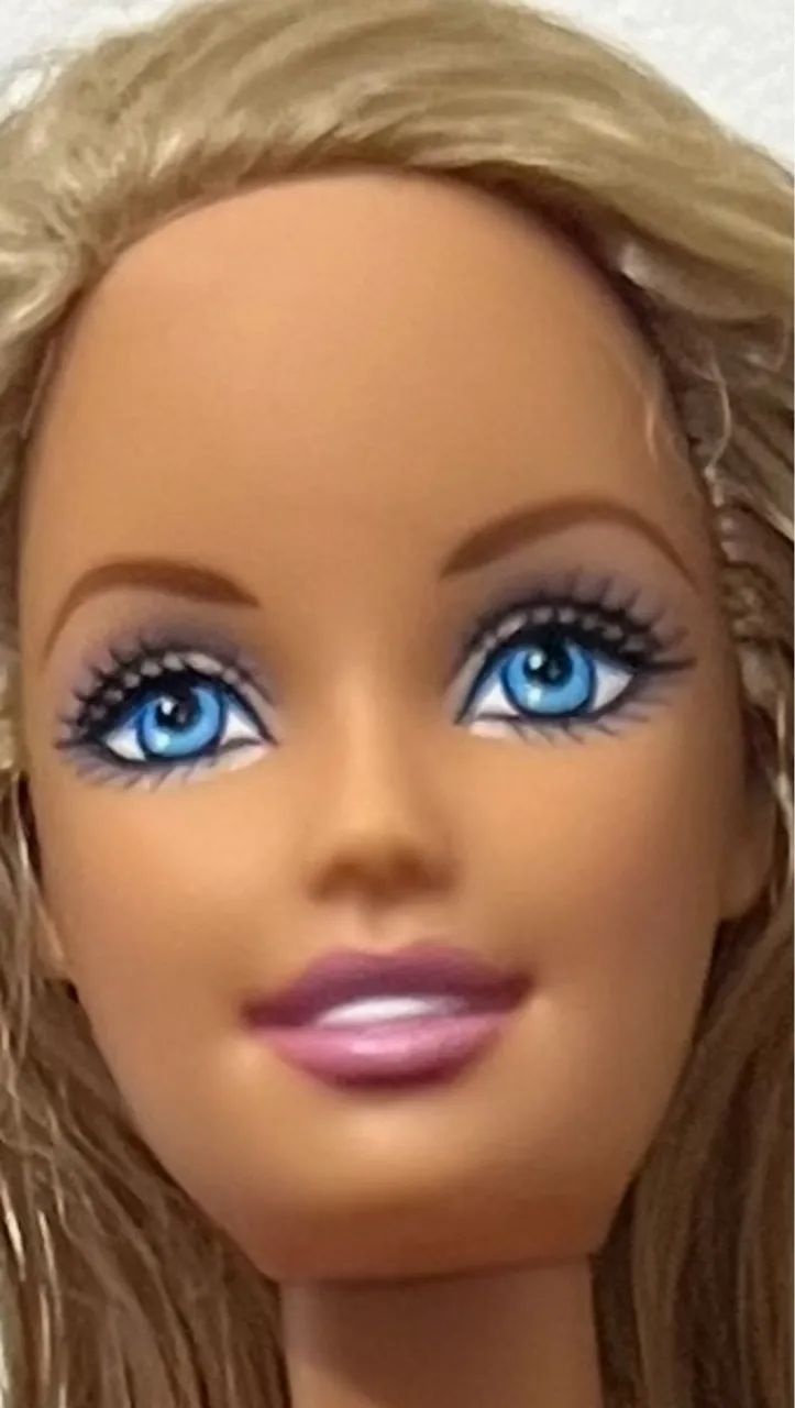 Boneca Barbie patins - Foto 5