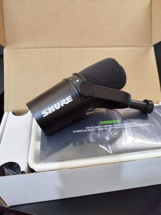 Microfone Shure MV7 Original! Impecável.