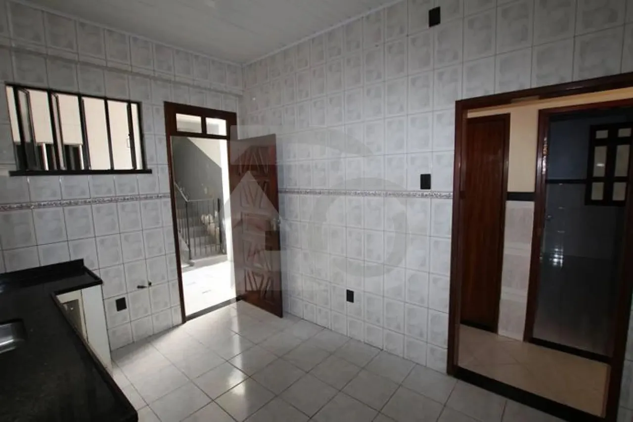 Casa com 2 Vagas + Reboque no Conjunto Orlando Dantas - Financiável