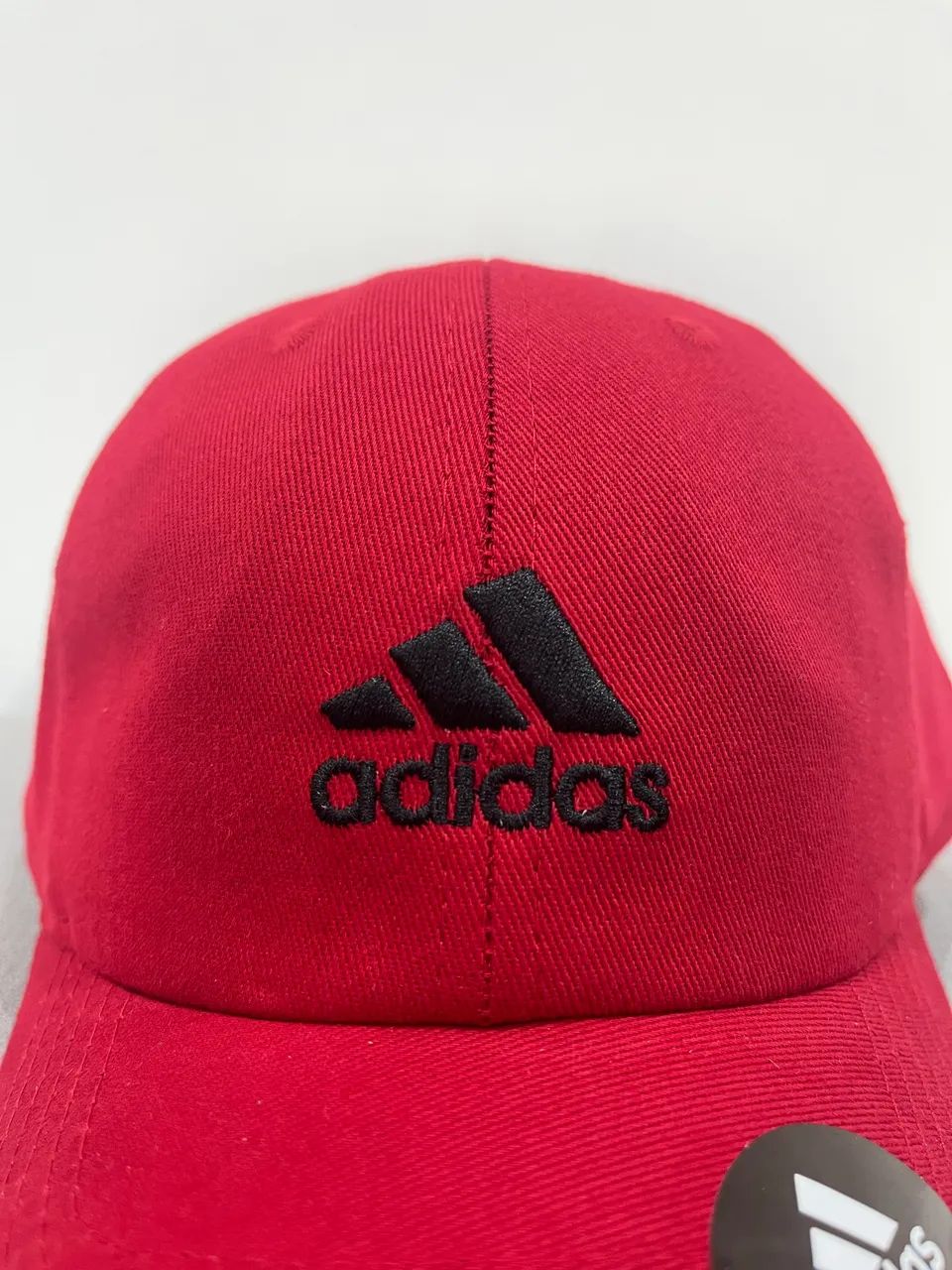 Boné Adidas 100% Algodão Vermelho  - Foto 2