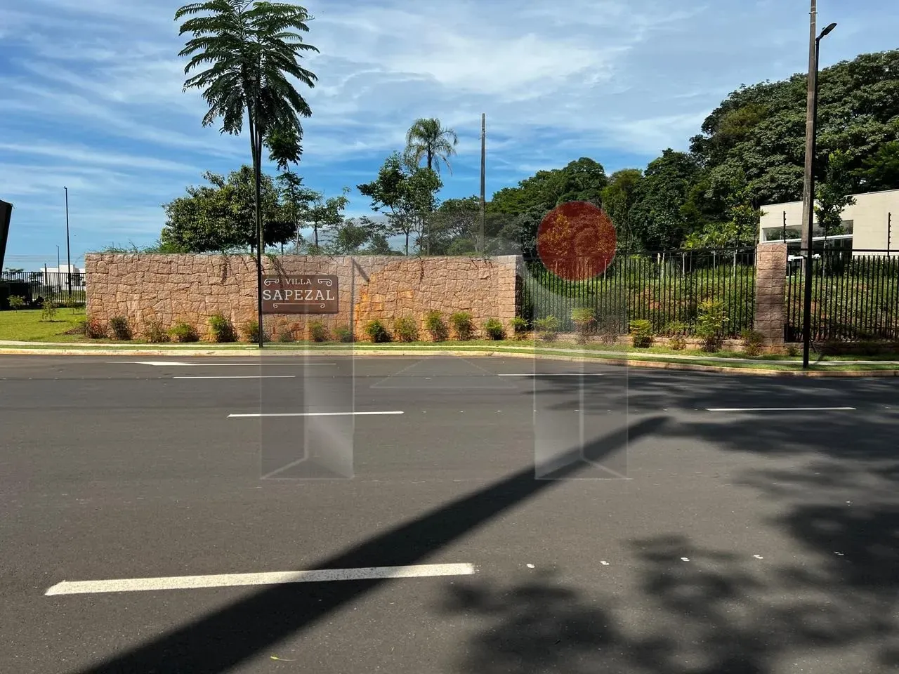 CONDOMÍNIO FECHADO VILLA SAPEZAL