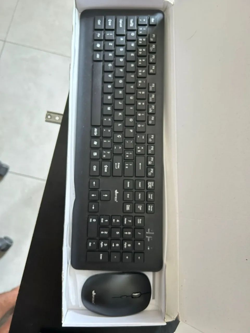 Kit Teclado e Mouse Sem Fio App-Tech KMW200 - Praticidade e Conforto! - Foto 5